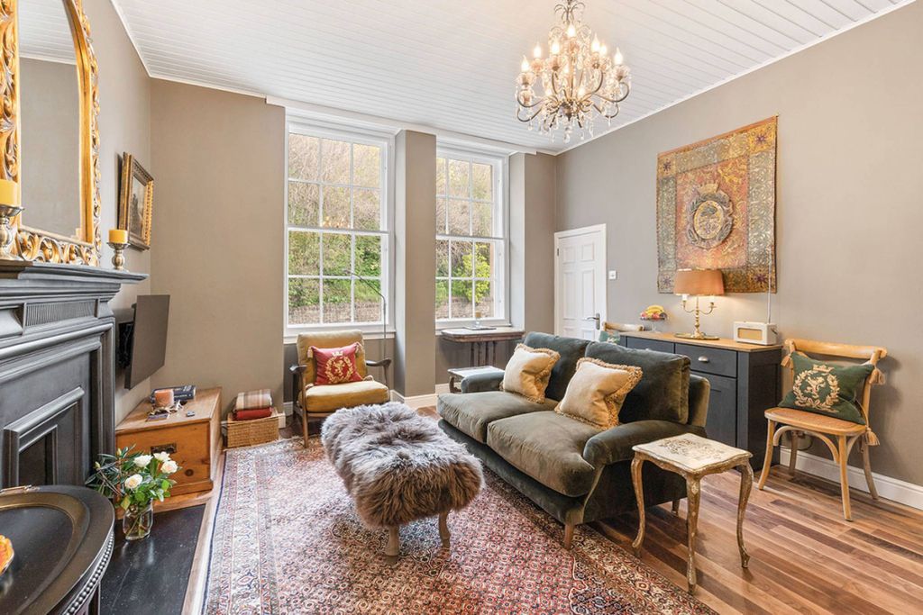 Property photo 3 of 24