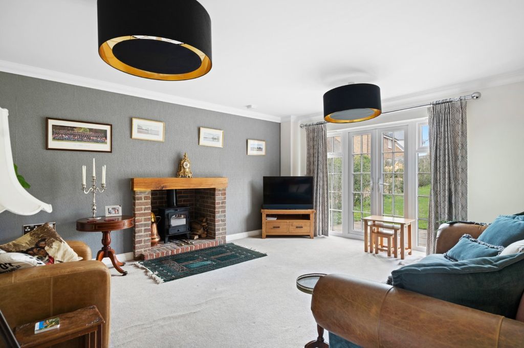 Property photo 2 of 22 Picture No. 42