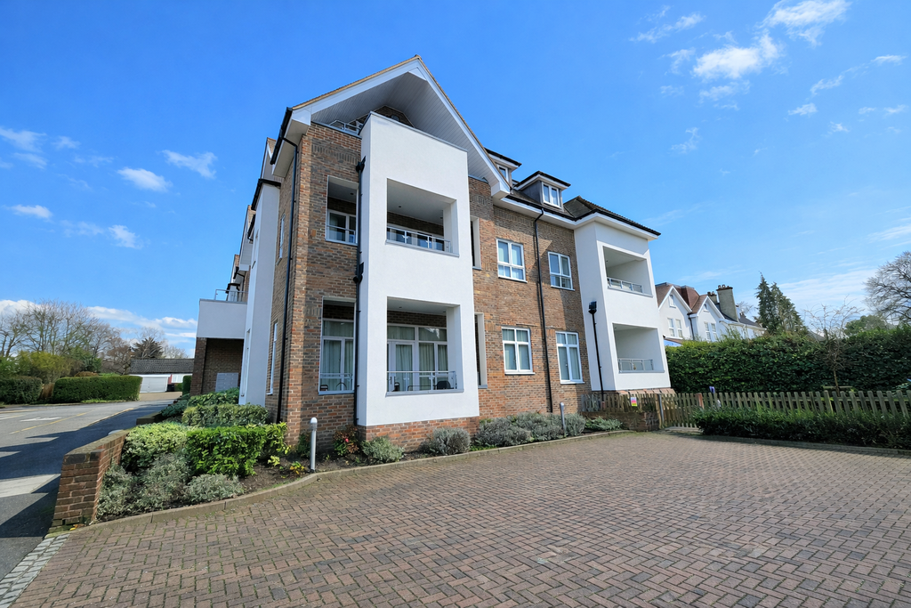 Property photo 1 of 11