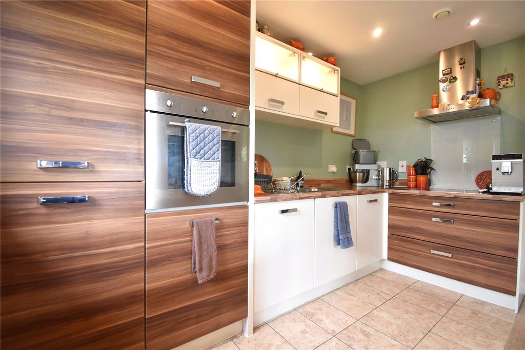 Property photo 3 of 9 Picture No. 05