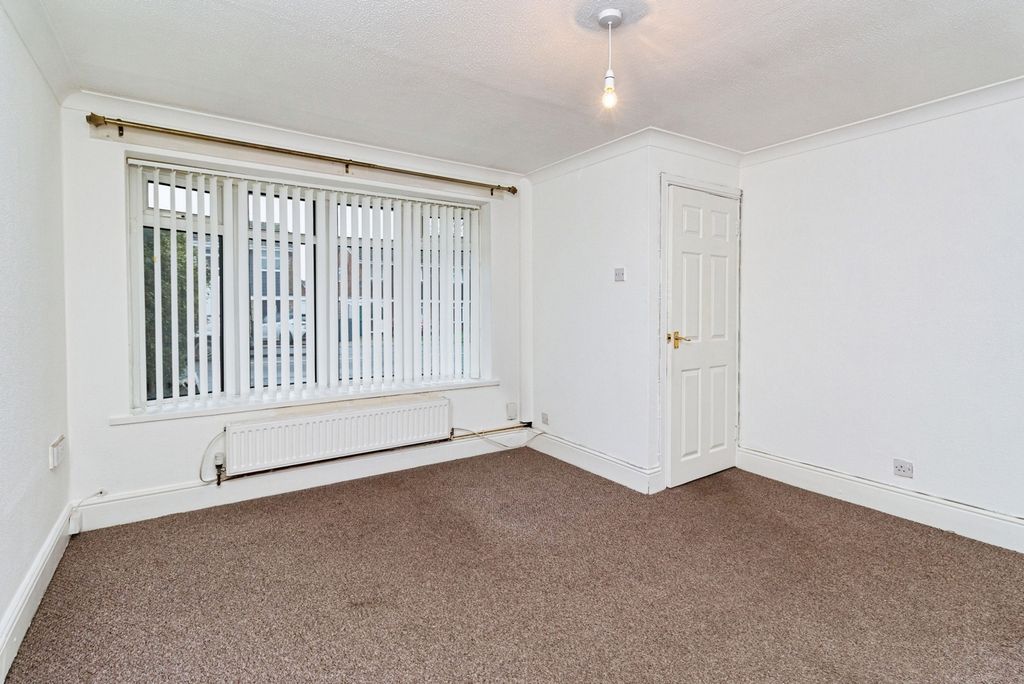 Property photo 2 of 14 Pbox-Img.Jpg