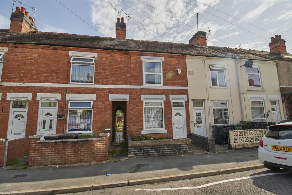 Property photo 1 of 8 Gaddesby Street Nuneaton  7.Jpg