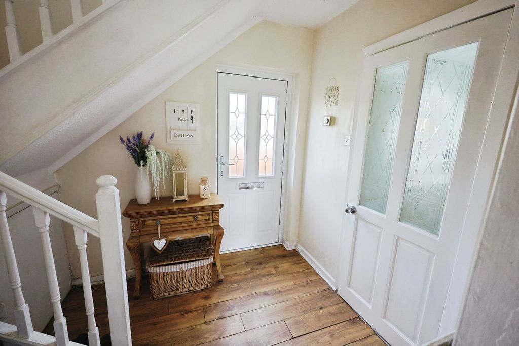 Property photo 2 of 18 Pbox-Img.Jpg