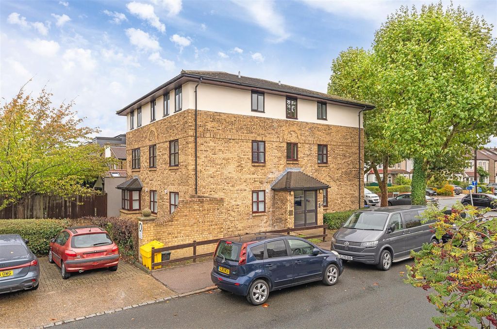 Property photo 1 of 10 Swallows Court-11.Jpg