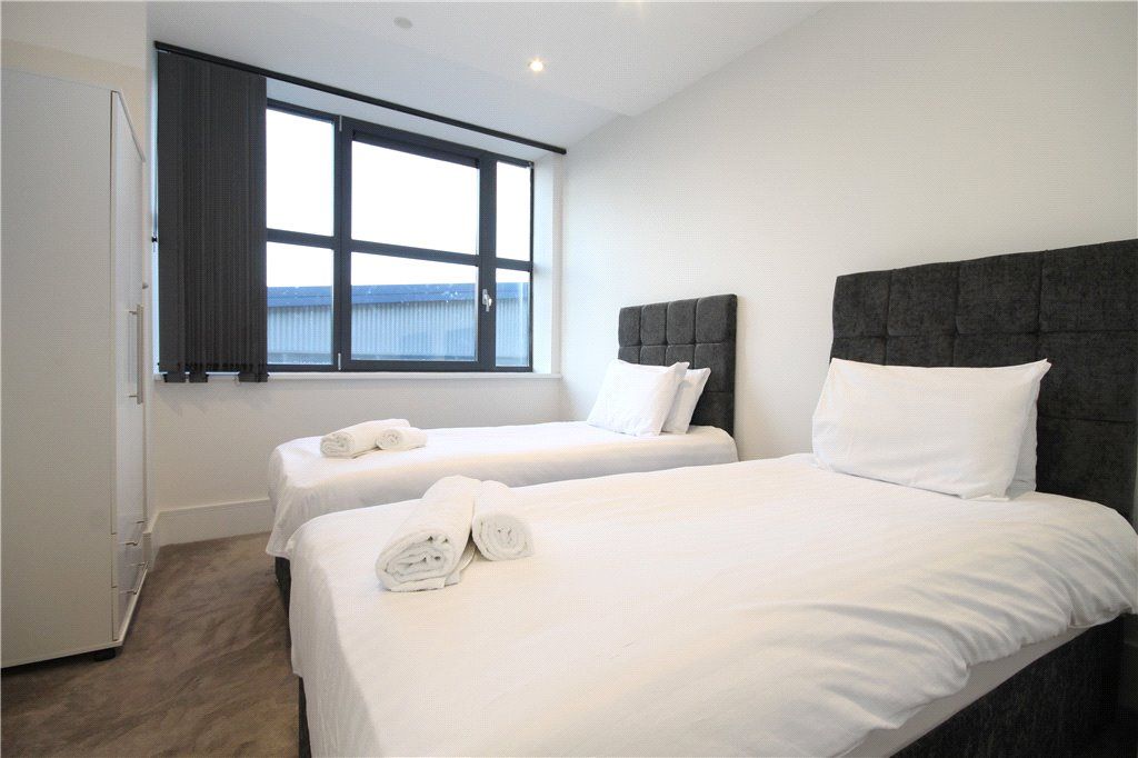 Property photo 3 of 12 Bedroom