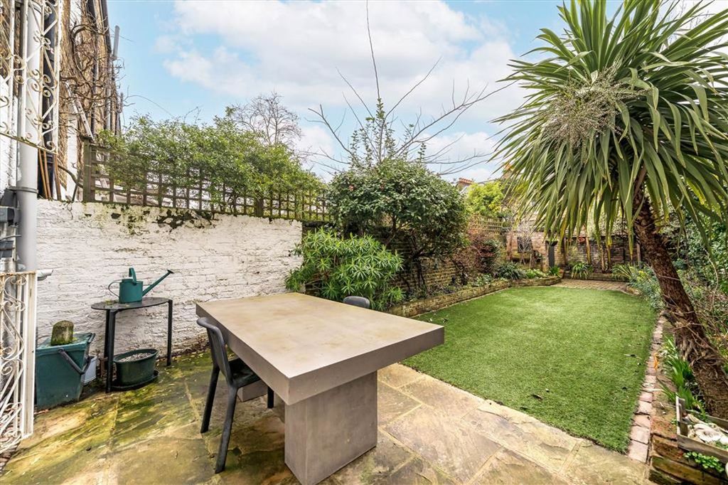 Property photo 3 of 8