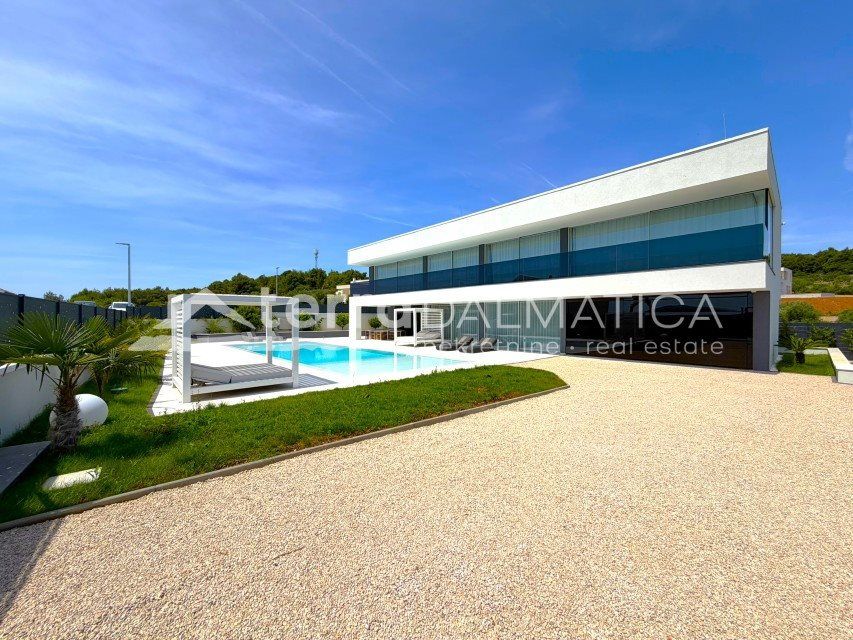 Property photo 1 of 27 Luxury Villa With Wellness And Large Swimming Pool, Vodice