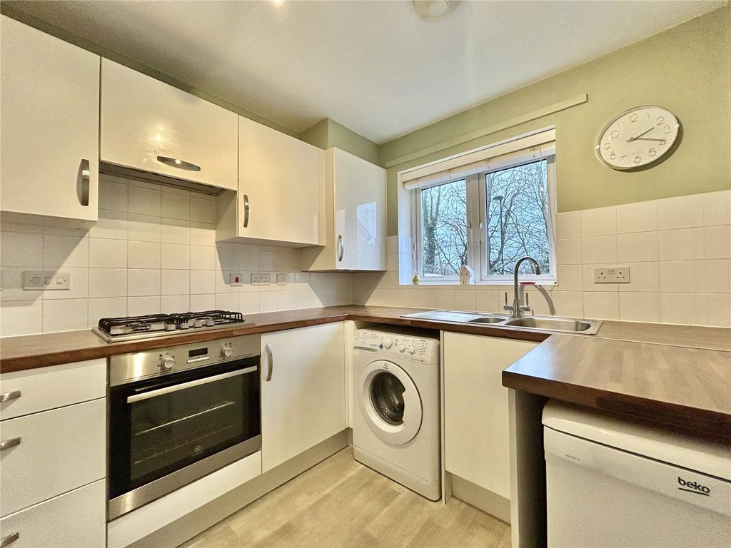 Property photo 2 of 10 Picture No. 06