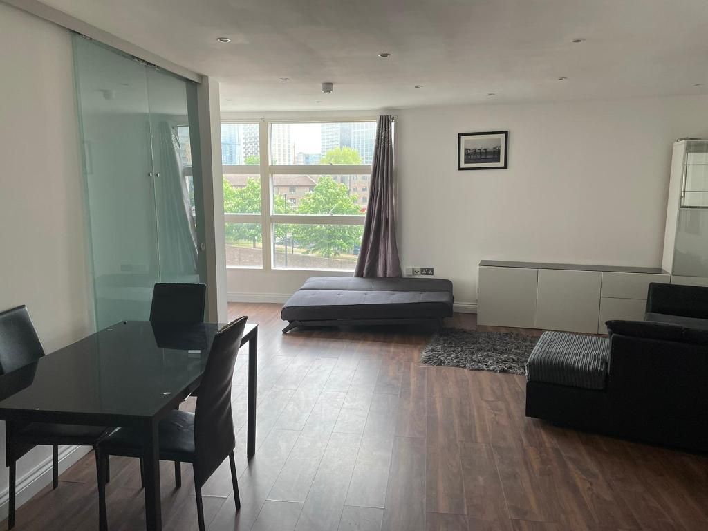 Property photo 3 of 8 Photo 3