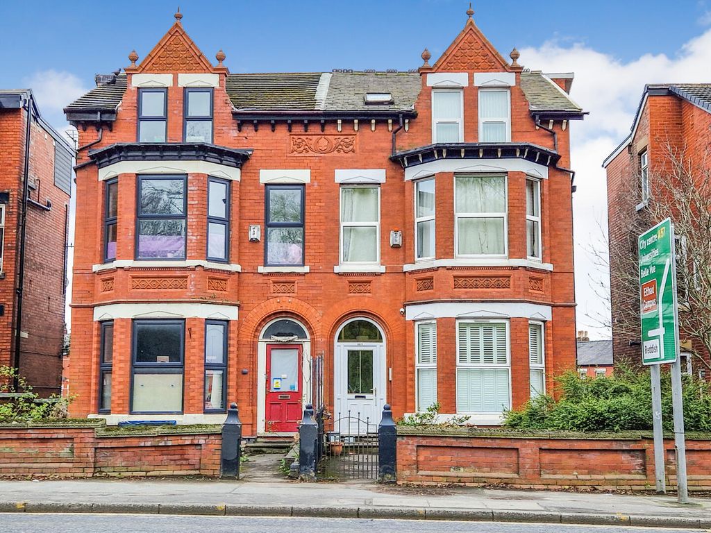 Property photo 2 of 12 Front (Exterior)