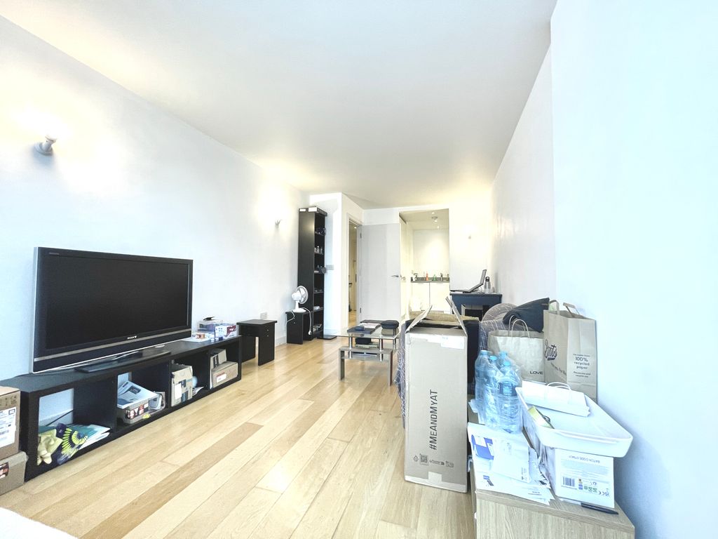 Property photo 3 of 9