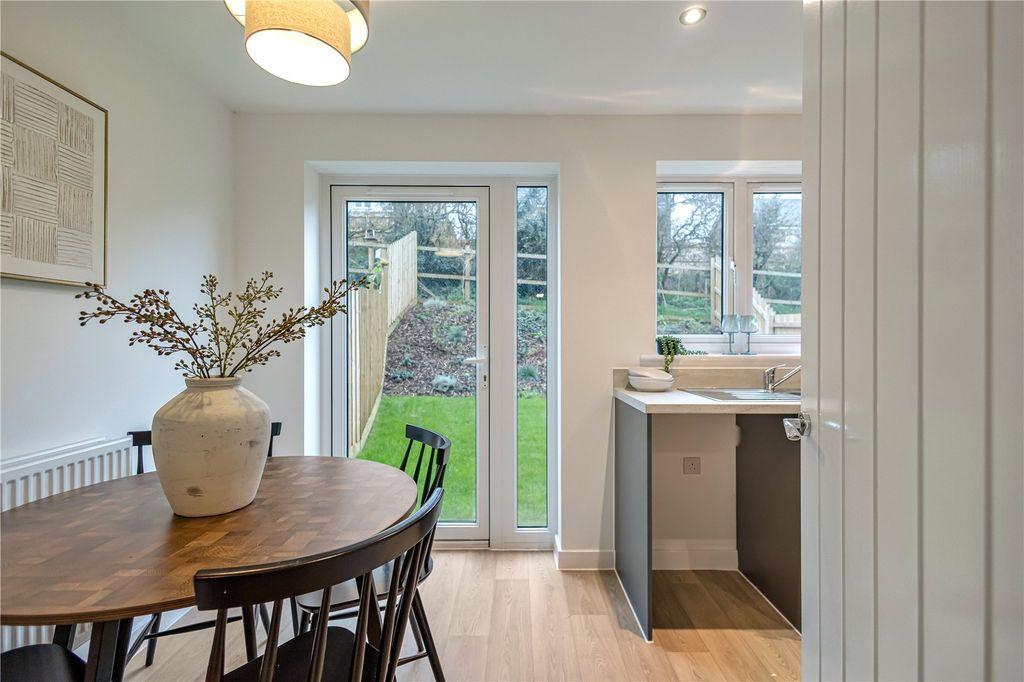 Property photo 3 of 10 Picture No. 17