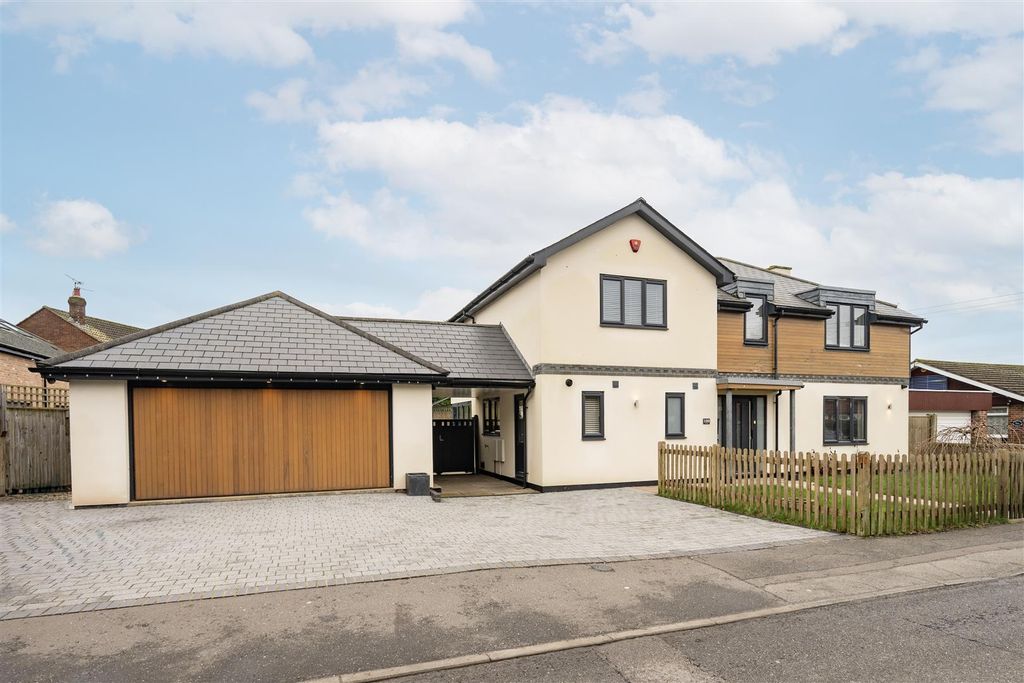 Property photo 1 of 27 Ajt_9885.Jpg