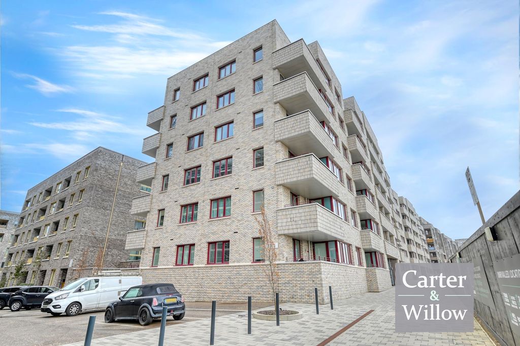 Property photo 1 of 13 Exterior