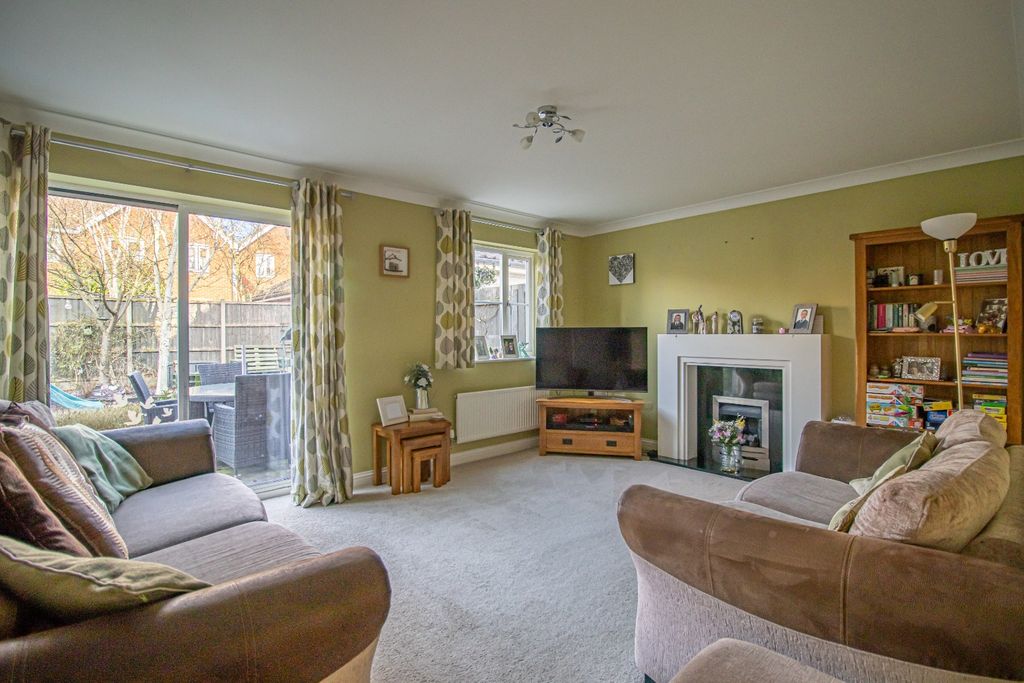 Property photo 2 of 23 4814192