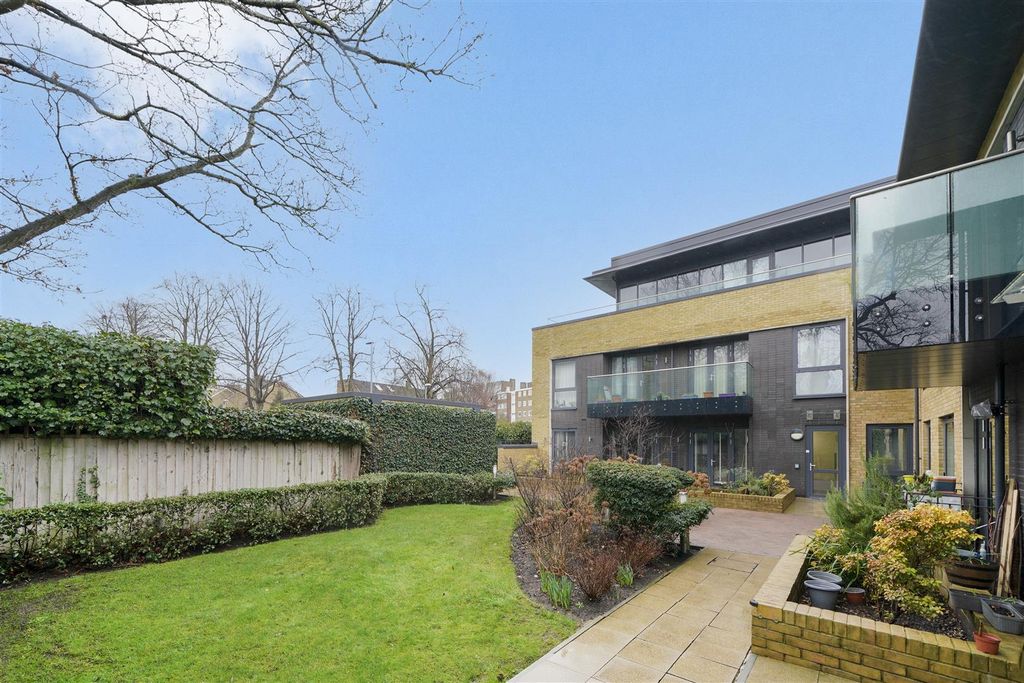 Property photo 1 of 15 12 Linnet Court, 47 Westleigh Avenue - Zjrgixzxtx2