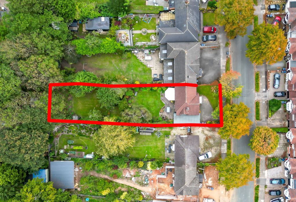 Property photo 3 of 23