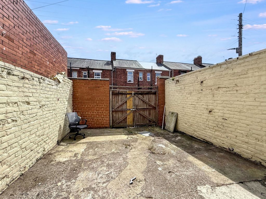 Property photo 2 of 2