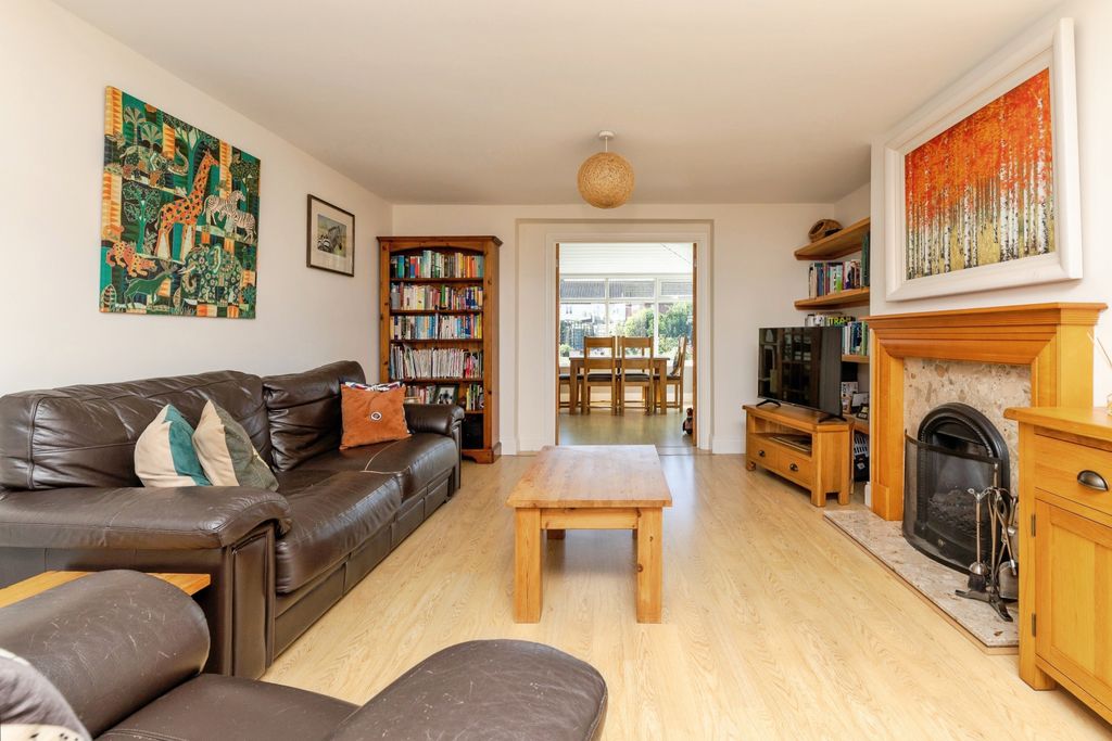 Property photo 3 of 26 Lounge/Dining Room