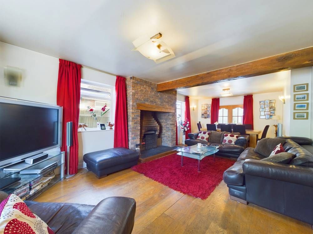 Property photo 2 of 24
