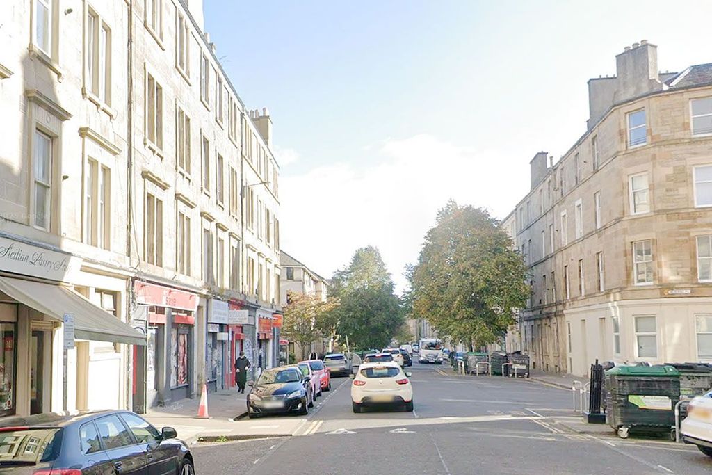 Property photo 1 of 8