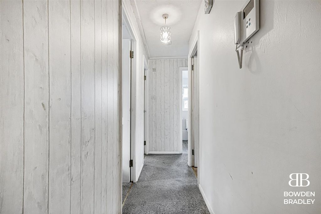 Property photo 3 of 13 Hallway