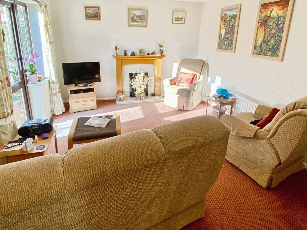 Property photo 3 of 17