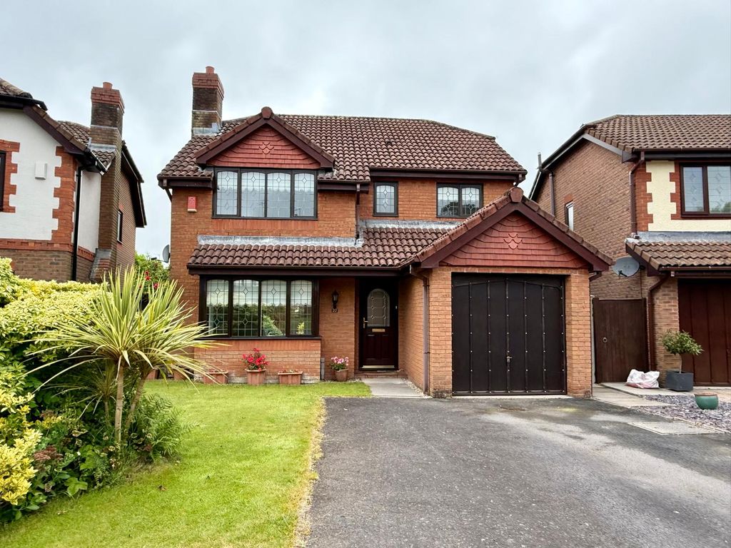 Property photo 1 of 30