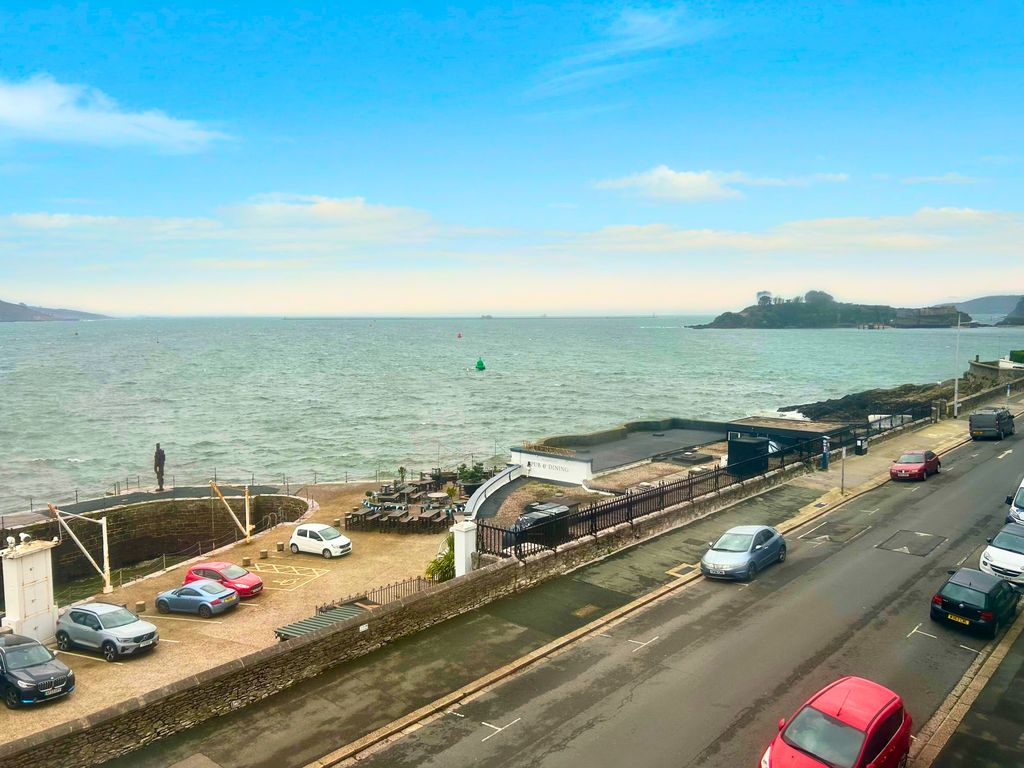 Property photo 1 of 25