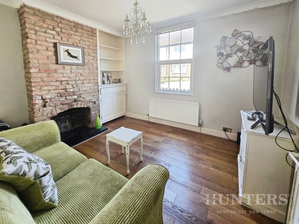 Property photo 2 of 20 Pbox-Img.Jpg