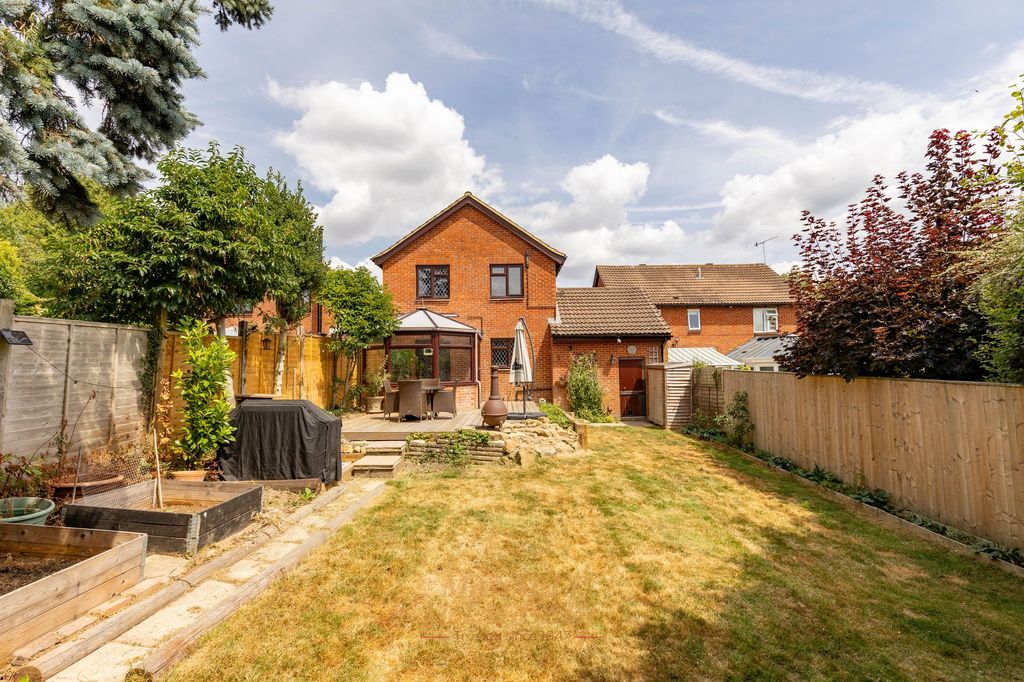 Property photo 2 of 26