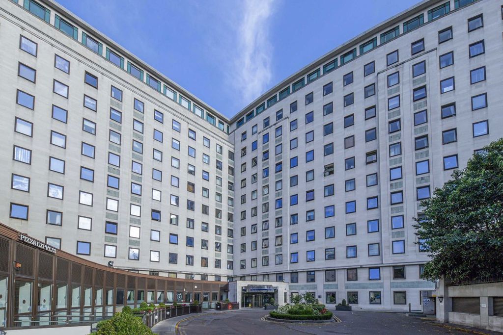 Property photo 1 of 3