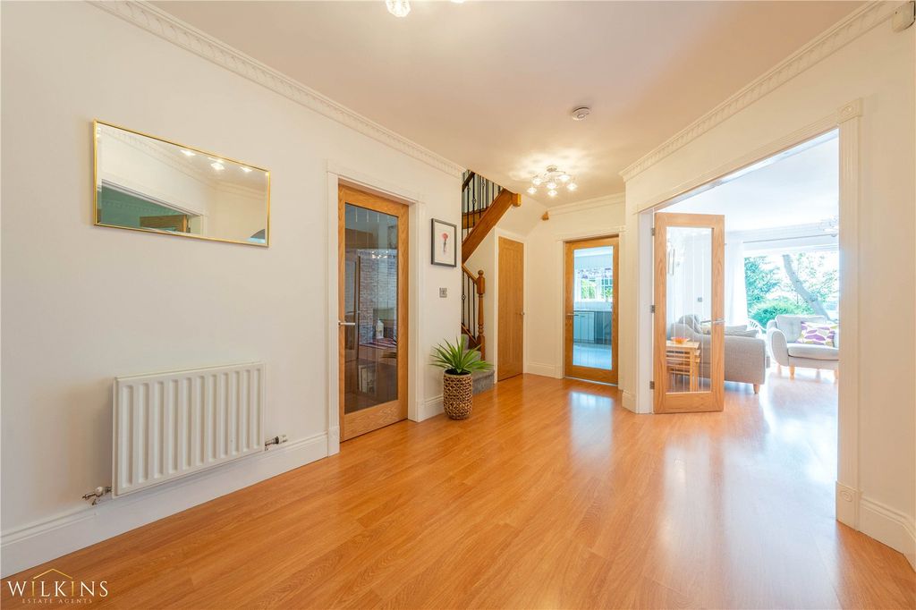 Property photo 3 of 44 Picture No. 33