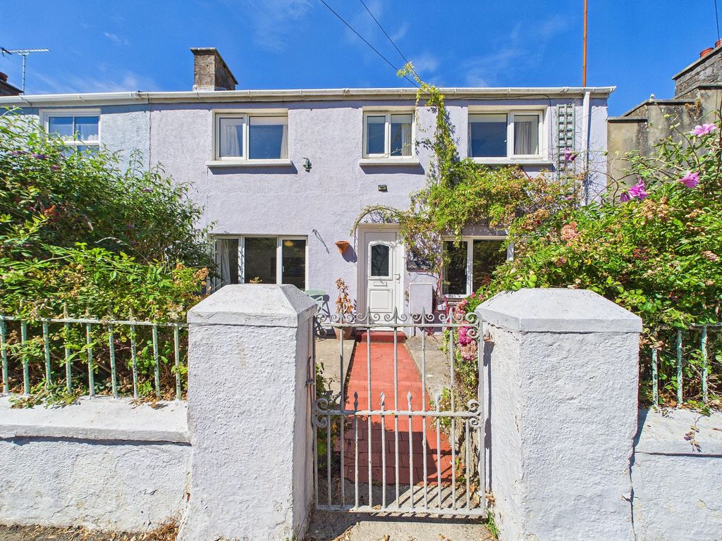 Property photo 1 of 20