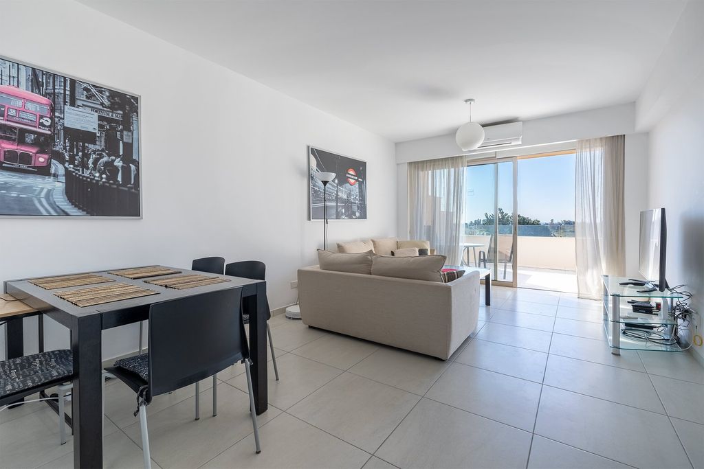 Property photo 3 of 29