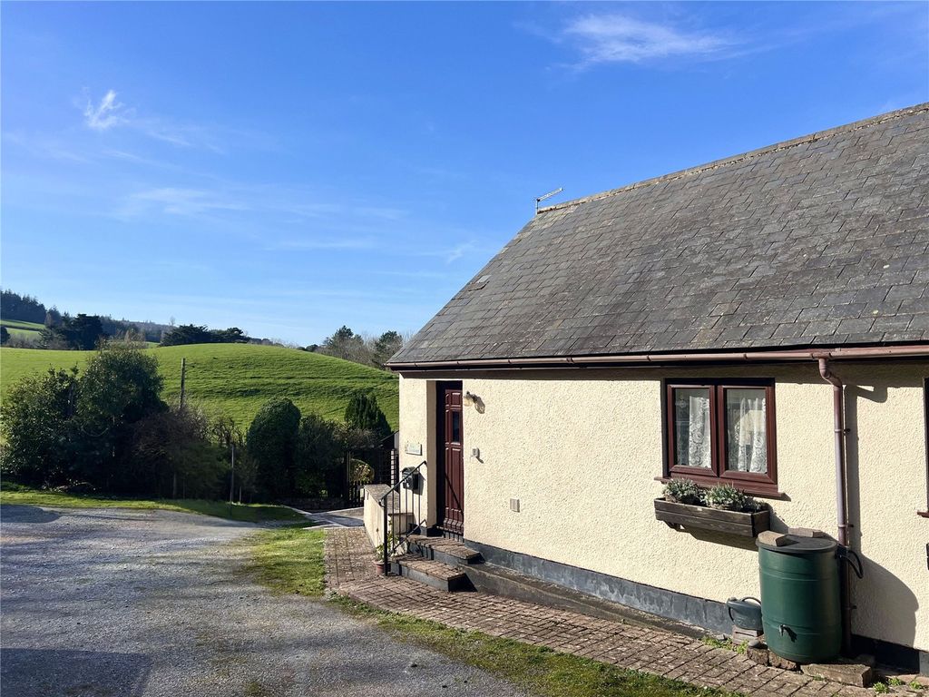 Property photo 1 of 14 Picture No. 12