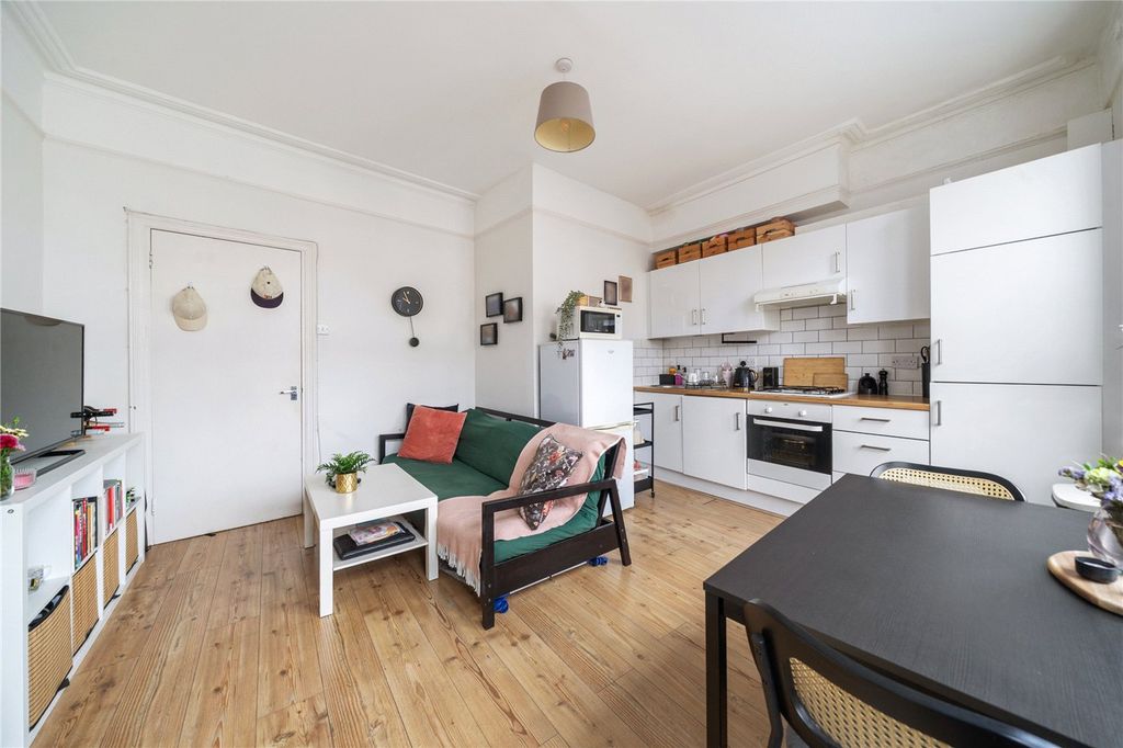 Property photo 1 of 10 Picture No. 07