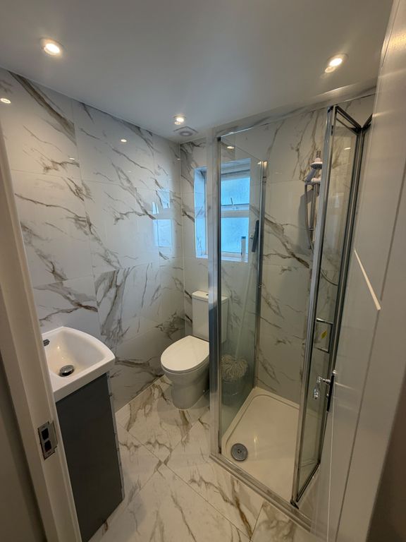 Property photo 1 of 3