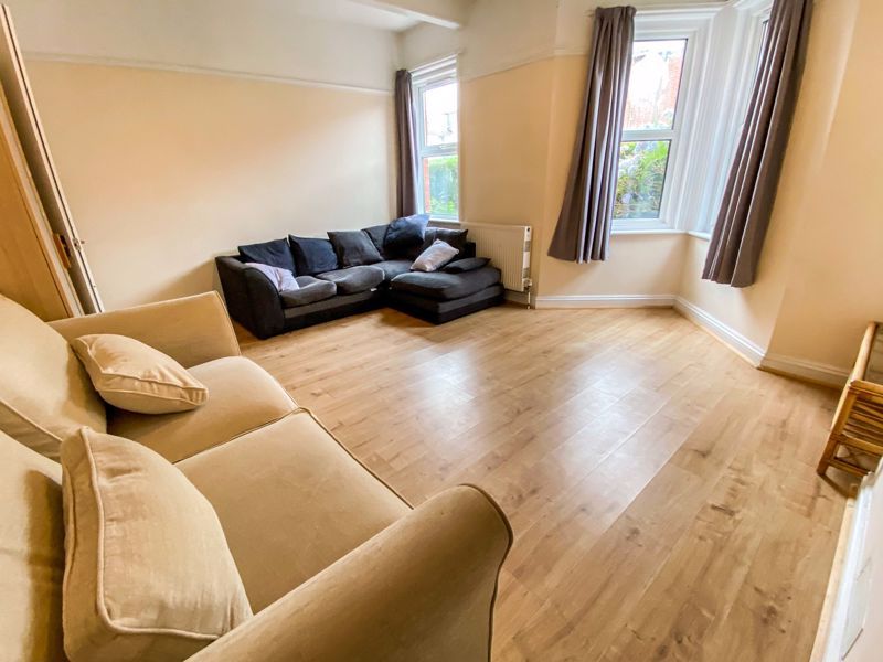 Property photo 3 of 18 Photo 14