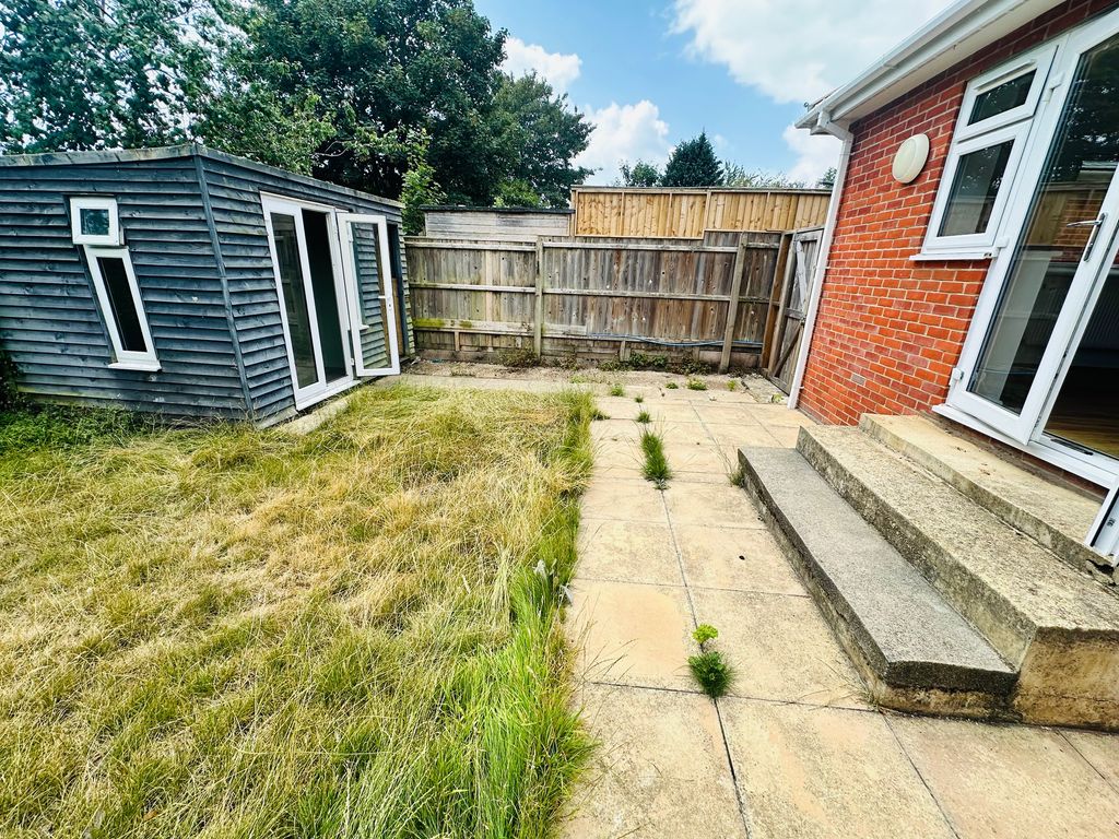 Property photo 2 of 21 Image