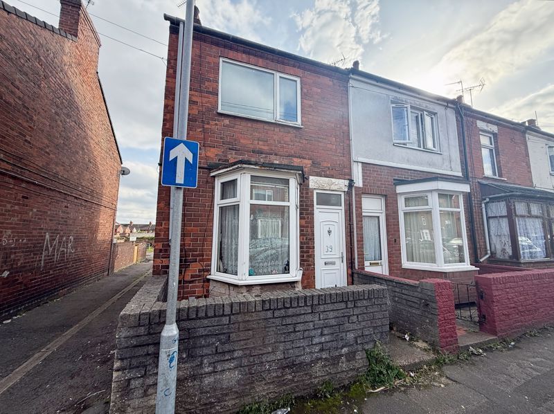 Property photo 2 of 9 Frontal