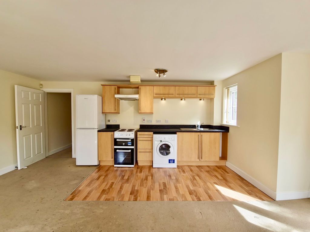 Property photo 3 of 8