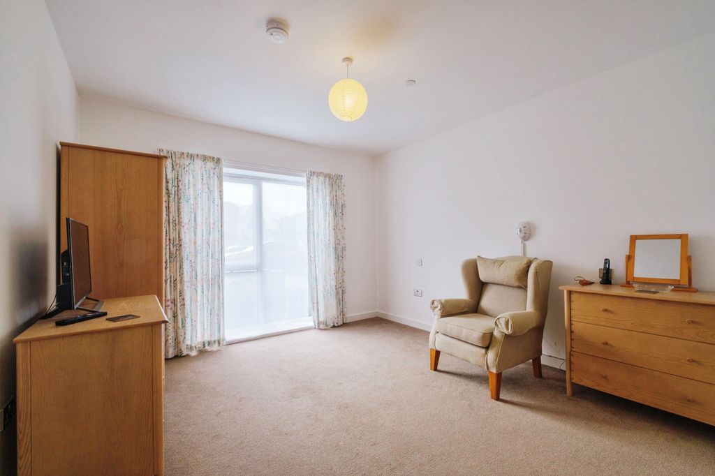 Property photo 2 of 15