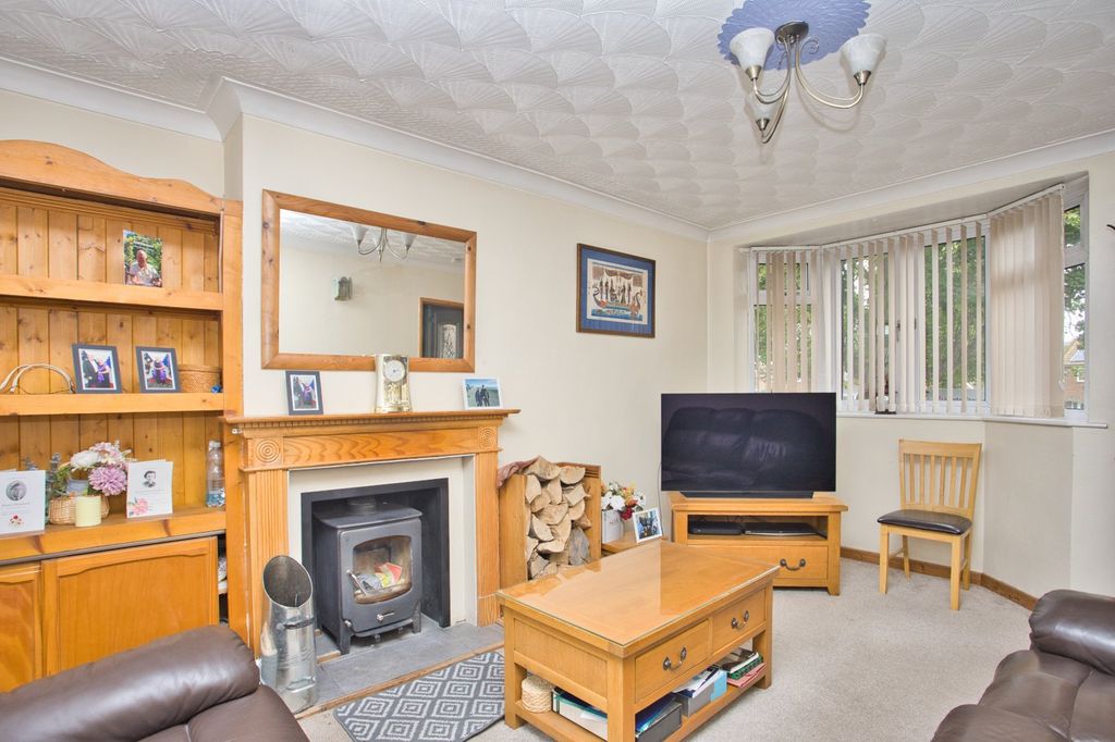 Property photo 3 of 13 Picture 3