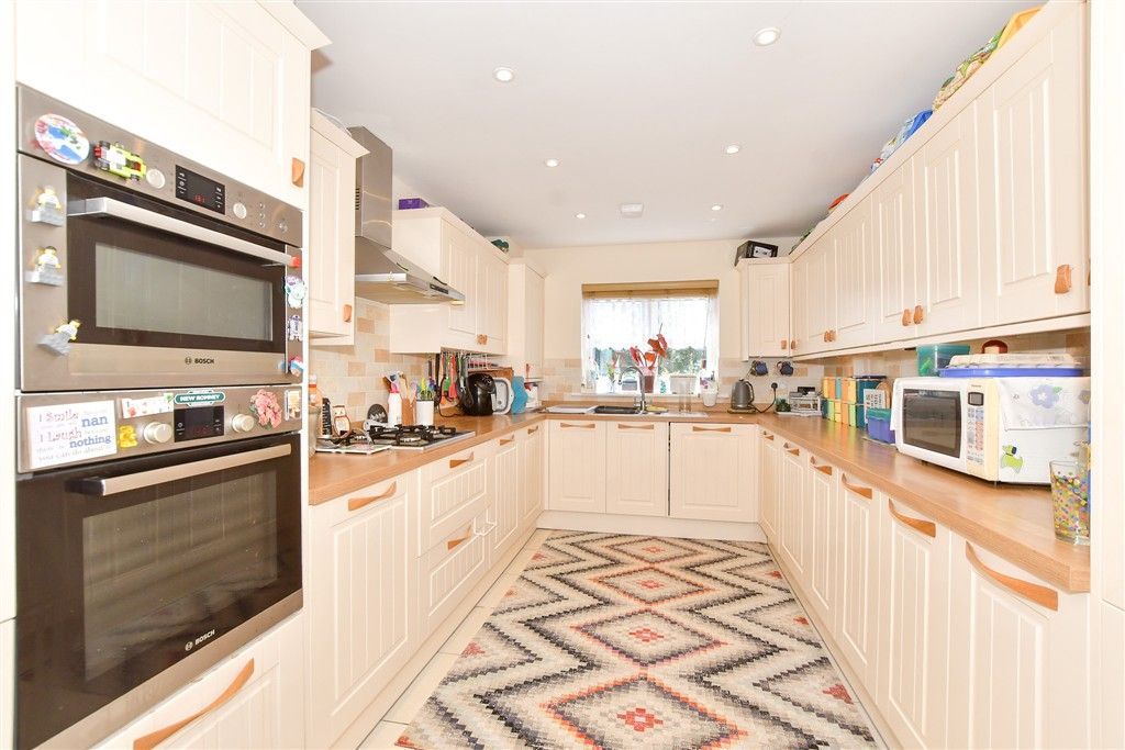 Property photo 3 of 17 Kitchen/ Diner