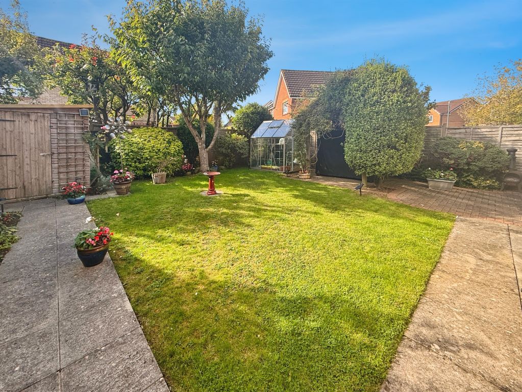 Property photo 2 of 11