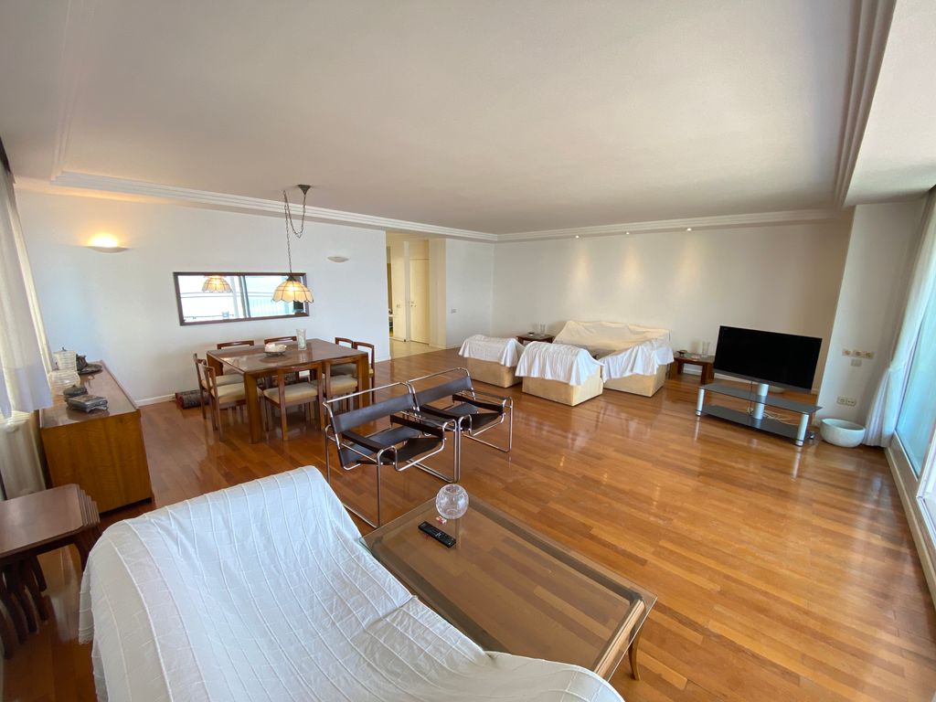 Property photo 3 of 58