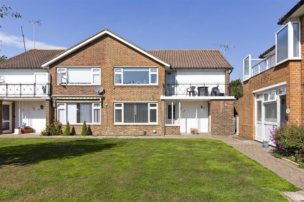 Property photo 1 of 10 1 3 Aldsworth Court-009.Jpg