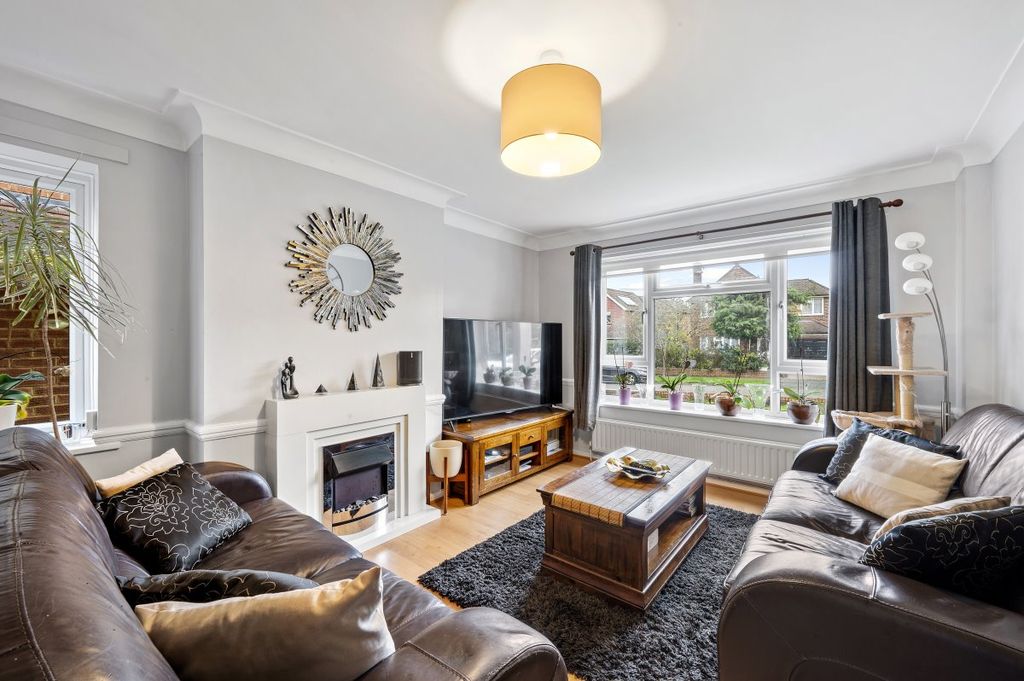 Property photo 2 of 15