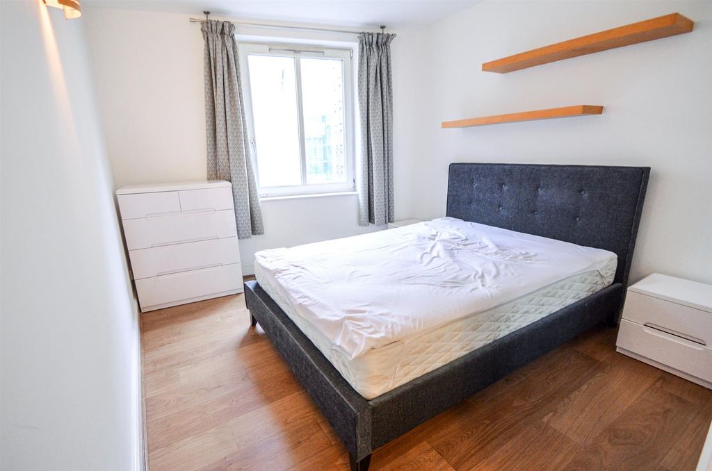 Property photo 3 of 10 Cornell Building